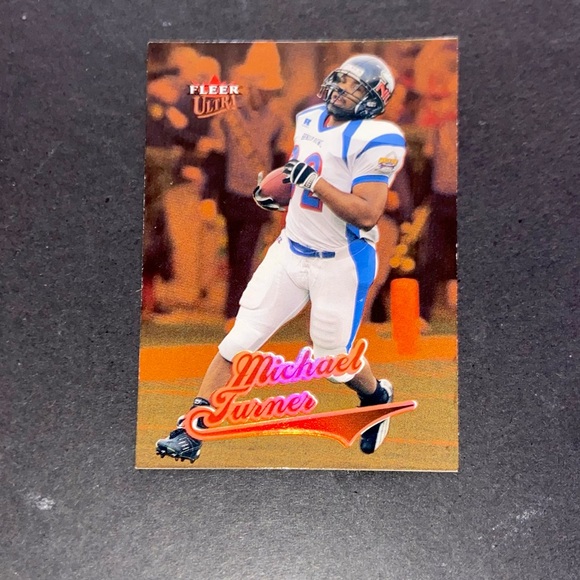 Michael Turner Rookie Card - 2004 Fleer/Skybox - Picture 1 of 2